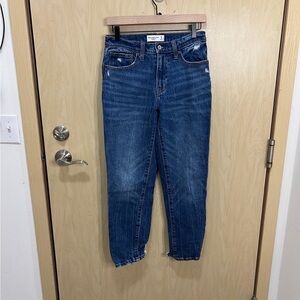 Abercrombie & Fitch The Boyfriend Mid Rise Jeans